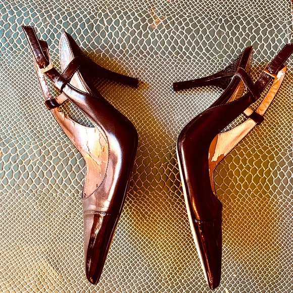 Marc Fisher black Leather sling back shoe size 5 1/2 medium. Vintage - Picture 2 of 9